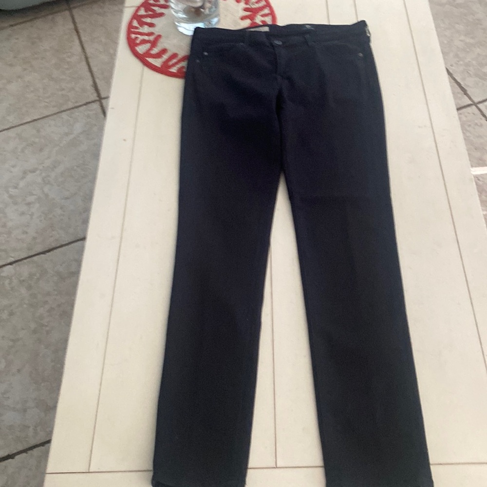 Adrian Goldschmied The Stilt Jeans in cigarette leg. Size 28R.